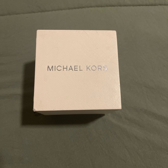 Michael kors Watch - Picture 3 of 3